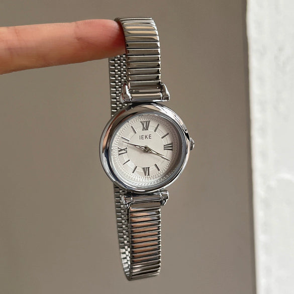 Women's Casual Round Alloy Case Imitation Leather Strap Watch With Roman Numeral Retro Style