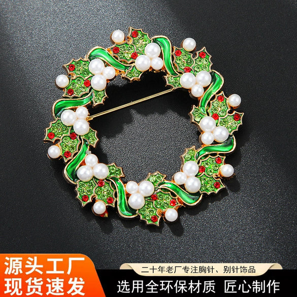 Women's Christmas Wreath Flower Brooch With Rhinestone Accents Zinc Alloy Festive Gift Jewelry Accessory