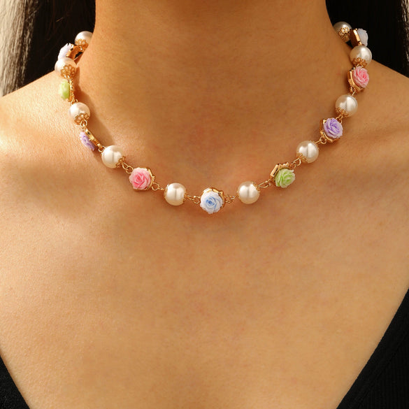 Women's Clavicle Chain Jewelry Stacked With Pearl Flower Inlaid Zircon And Colored Gemstone Zinc Alloy Geometric Style