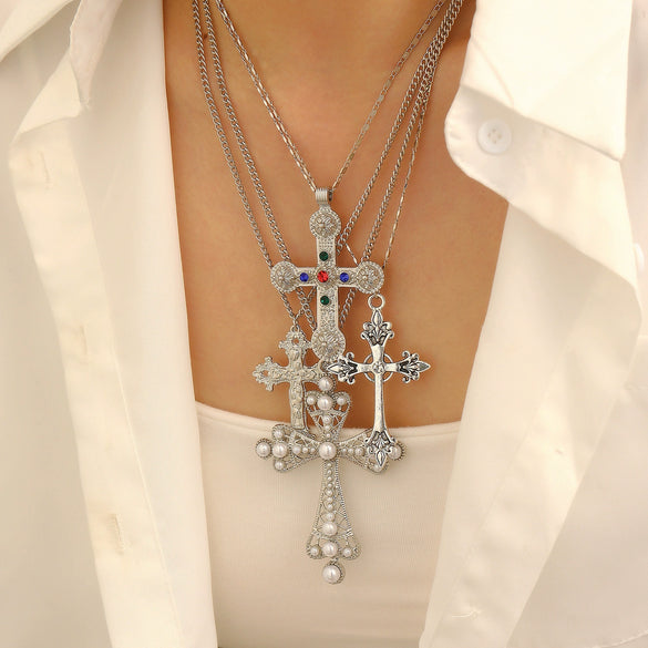 Women's Clavicle Chain Jewelry Stacked With Pearl Flower Inlaid Zircon And Colored Gemstone Zinc Alloy Geometric Style