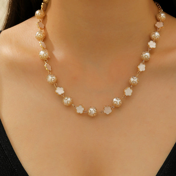 Women's Clavicle Chain Jewelry Stacked With Pearl Flower Inlaid Zircon And Colored Gemstone Zinc Alloy Geometric Style