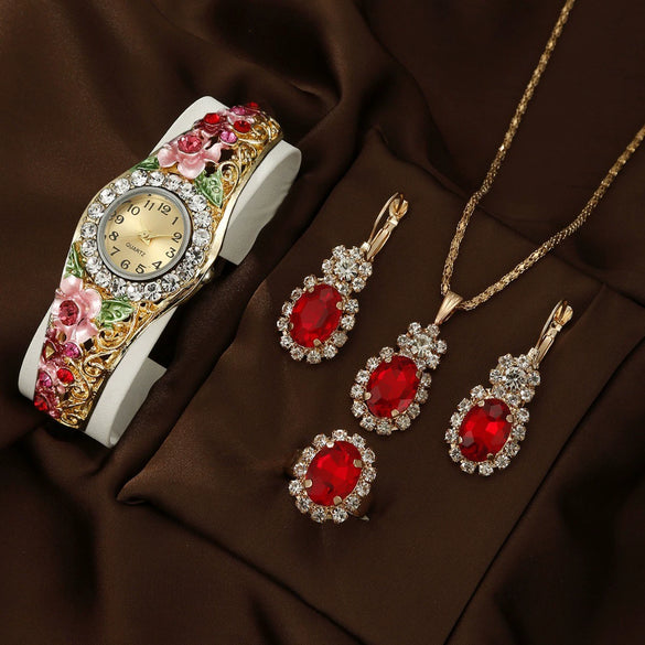 Women's Cloisonne Vintage Elegant Blossom Alloy Watch With Round Dial