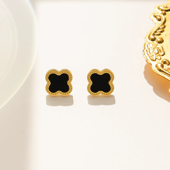 Women's Clover Geometric Titanium Steel Stud Earrings With Electroplating Treatment