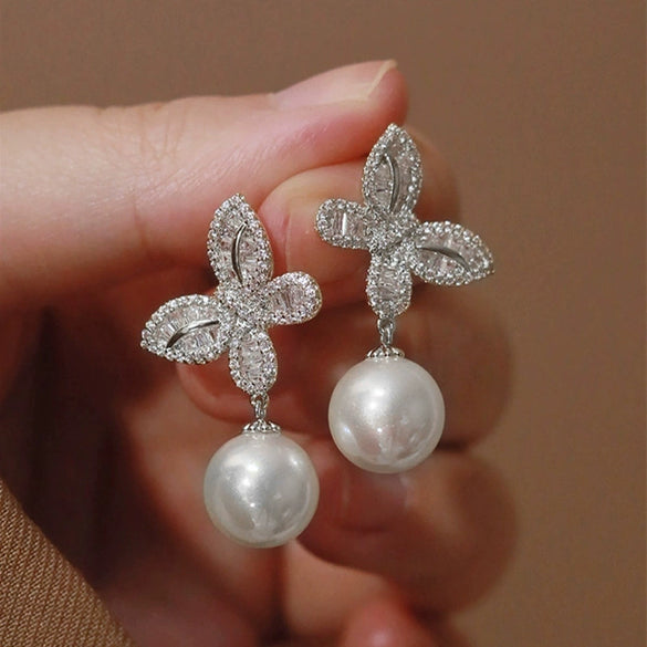 Women's Copper Butterfly Inlaid Zircon Imitation Pearl Elegant Fashion Earrings With Geometric Animal Zodiac Design