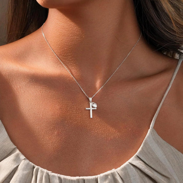 Women's Copper Cross And Heart Necklace With Electroplated Geometric Pendant Simple Versatile Clavicle Chain Trendy Jewelry