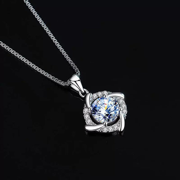 Women's Copper Fourleaf Clover Pendant Necklace With Zircon Inlay And Geometric Style