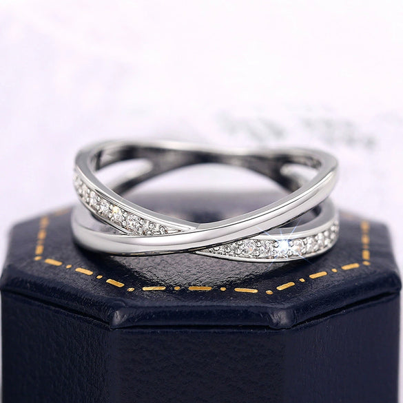 Women's Copper Geometric Design Ring With Micro Inlay Zircon