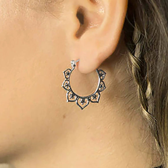 Women's Copper Geometric Inlaid Zircon Earrings Retro Style With Lotus Pattern