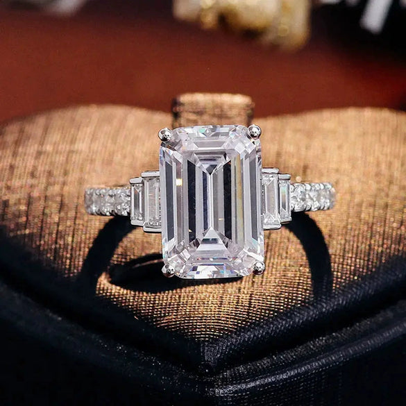 Women's Copper Geometric Inlaid Zircon Ring Minimalist Style
