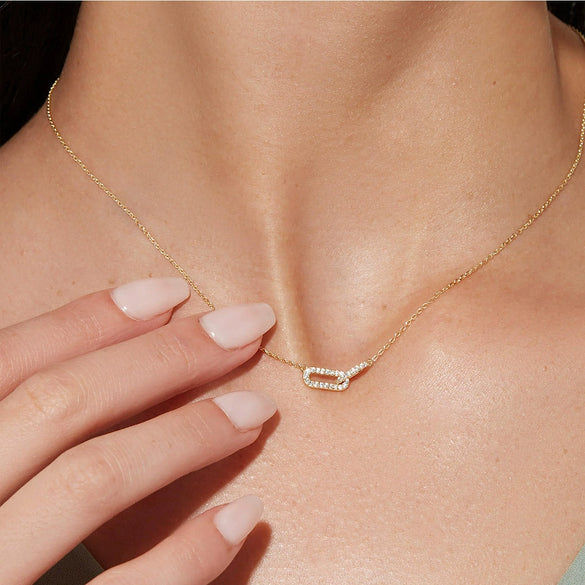 Women's Copper Geometric Paper Clip Pendant Necklace With Micro Paved Zircon Double Ring Charm And O Shaped Chain Electroplated Fashion Clavicle Necklace