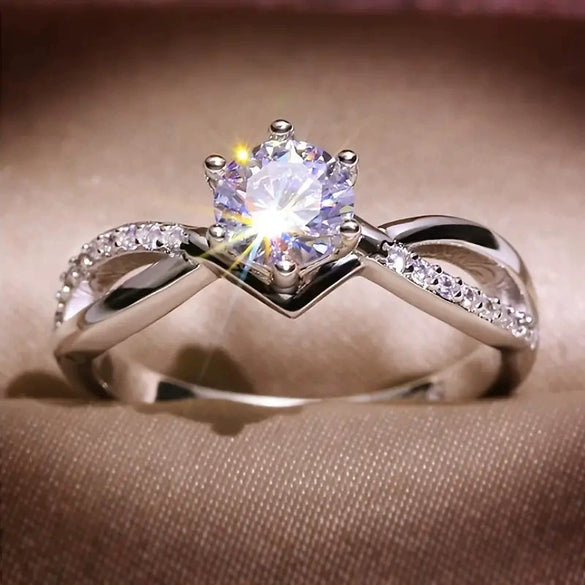 Women's Copper Geometric Style Imitation Moissanite Ring