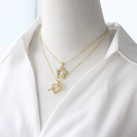 Women's Copper Goldplated Geometric Love Star Pendant Bamboo Chain Necklace