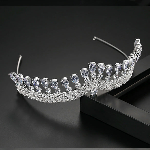 Women's Copper Headband With Inlaid Zircon Drop Details Retro Electroplated Wedding Crown Hair Accessory