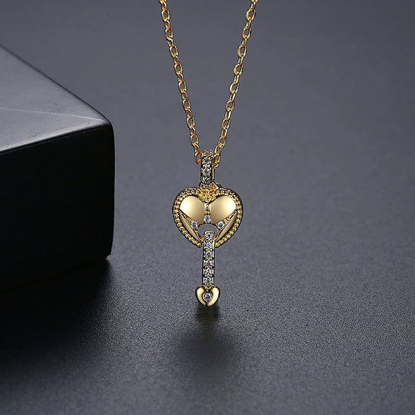 Women's Copper Heart Pendant Necklace With Zircon Inlay Electroplated Finish And Ochain Fashion Jewelry