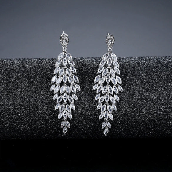 Women's Copper Horse Eye Flower Tassel Earrings With Painted Finish Elegant Long Simple Statement Jewelry