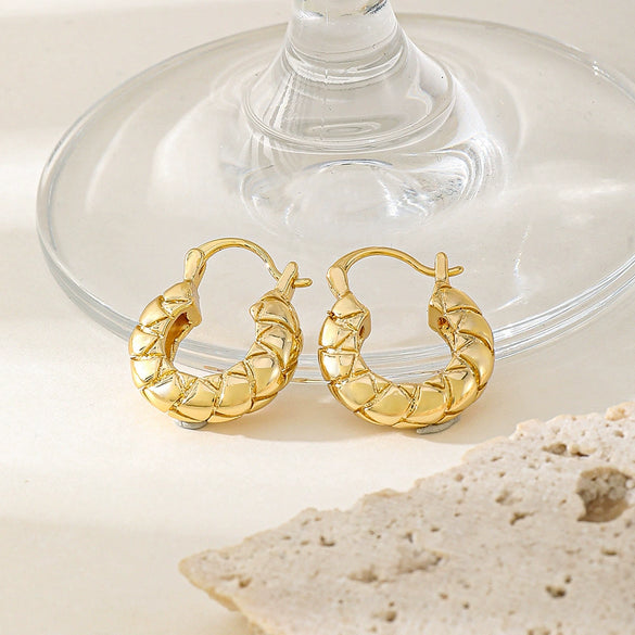 Women's Copper 18K Gold Plated Geometric Pattern Elegant Earrings