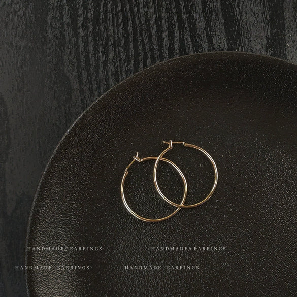 Women's Copper Large Round Hoop Earrings Simple Geometric Electroplated Statement Earrings