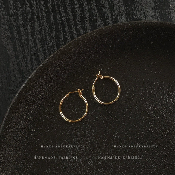 Women's Copper Large Round Hoop Earrings Simple Geometric Electroplated Statement Earrings