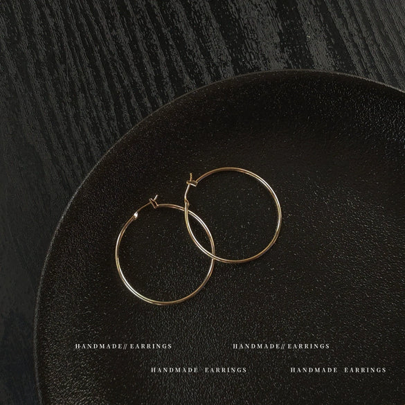 Women's Copper Large Round Hoop Earrings Simple Geometric Electroplated Statement Earrings