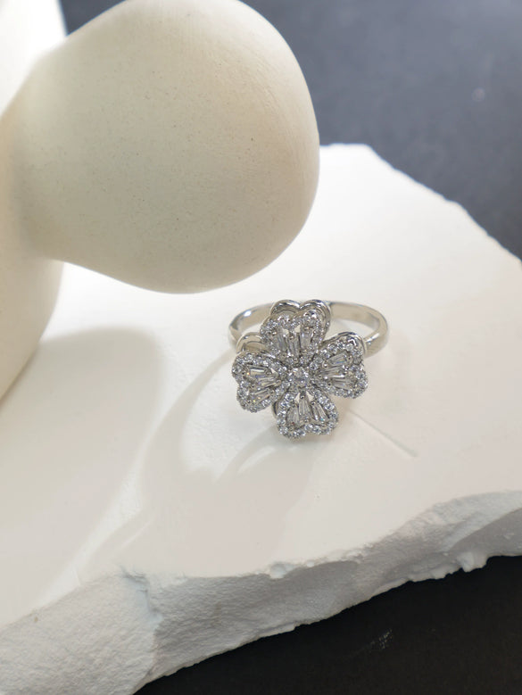 Women's Copper Lucky Fourleaf Clover Fashion Rotating Adjustable Light Luxury Ring Real Gold Plated Nonfading