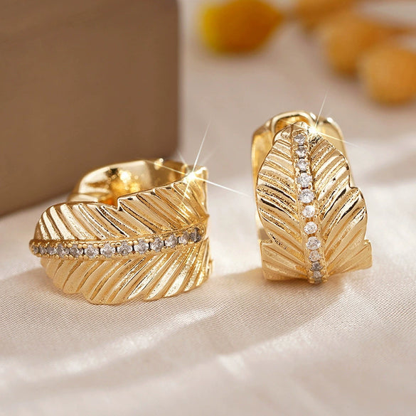 Women's Copper Metal Electroplated Geometric Heart Shape Leaves Zirconia Earrings