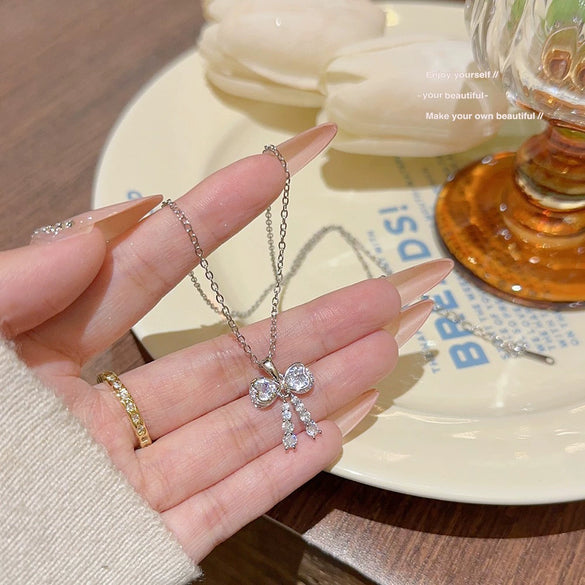 Women's Copper Moonstone Teardrop Star Pendant Necklace With Electroplating And Minimalist Style