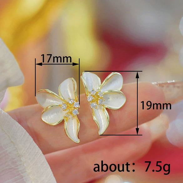 Women's Copper Resin Flower Petal Earrings With Zircon Flower Stamen Design Romantic Light Luxury Floral Earrings