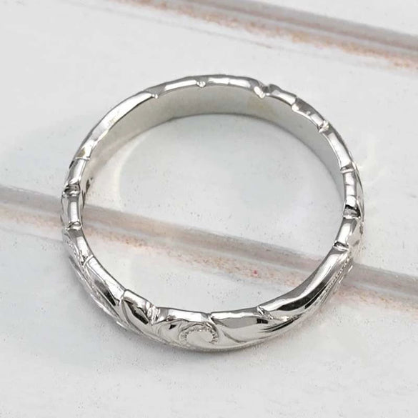 Women's Copper Ring With Carved Rose Pattern And 14K Gold Electroplating