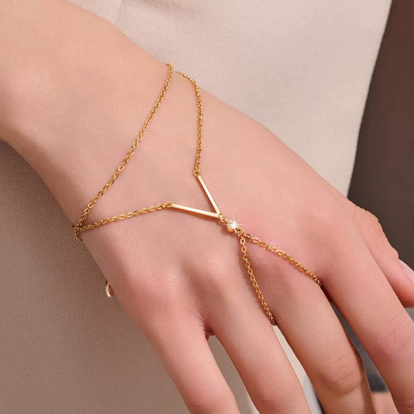 Women's Copper Zircon Finger Chain Hand Jewelry With Star Shape Electroplated Fashion Ins Style Light Luxury Casual Design