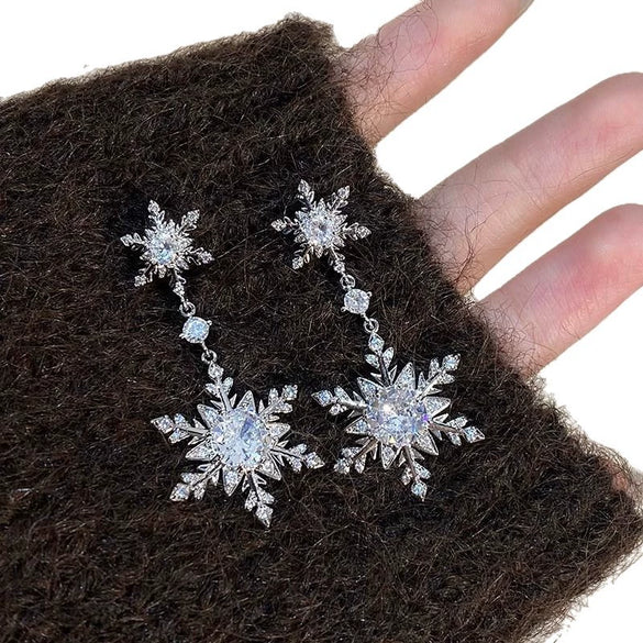 Women's Copper Zircon Snowflake Pendant Earrings With Steel Ear Posts Minimalist Light Luxury Floral Design