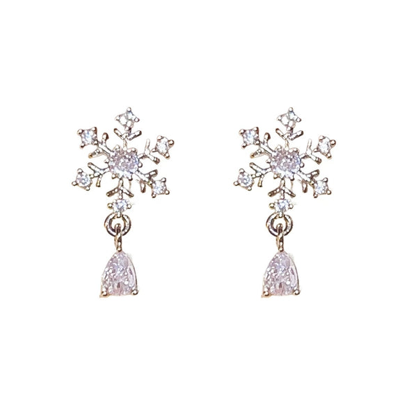 Women's Copper Zirconia Snowflake Earrings Geometric Light Luxury Jewelry With An Elegant And Distinctive Style