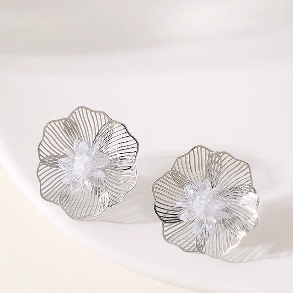 Women's 3D Flower Crystal Earrings With Environmentally Friendly Electroplated Metal Elegant Fairy Inspired Design