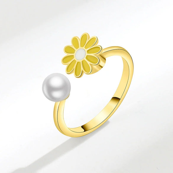 Women's Daisy Pearl Rotating Ring Copper Geometric Electroplating Jewelry