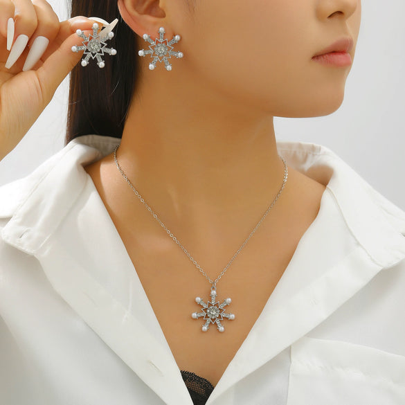 Women's Diamond Snowflake Pearl Earrings Mixed Material Light Luxury Minimalist Party Jewelry