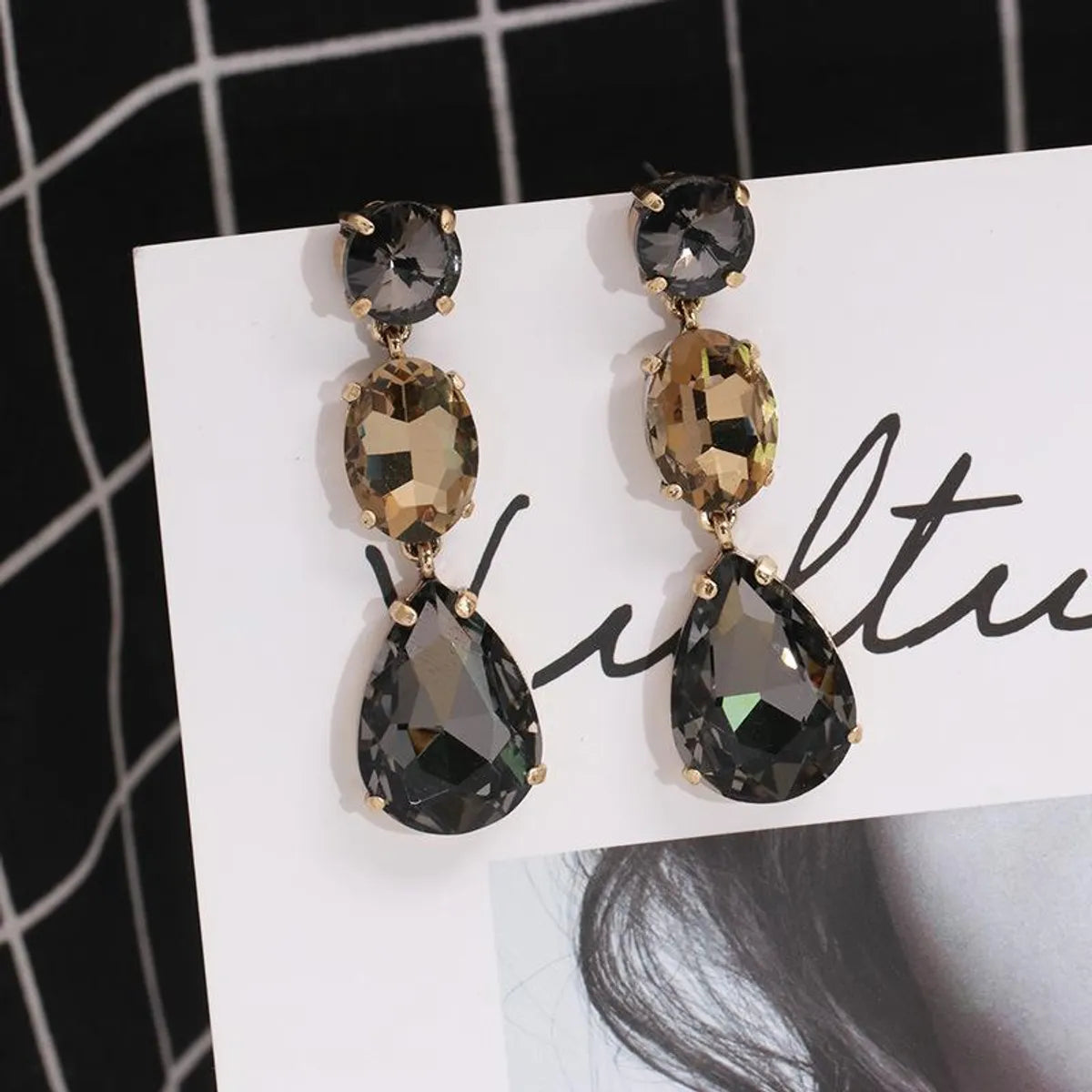 Womens Drop Shaped Rhinestone Alloy Earrings Nhjj138015