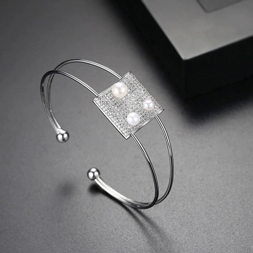 Women's Electroplated Copper Bracelet With Microinlaid Zircon And Pearl Accents Double Circle Open Cuff Jewelry Wholesale