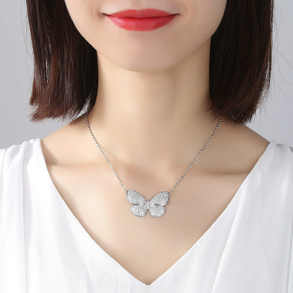 Women's Electroplated Copper Butterfly Pendant Necklace With Zircon Inlay And Ochain Elegant Insectinspired Jewelry