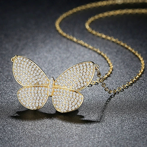 Women's Electroplated Copper Butterfly Pendant Necklace With Zircon Inlay And Ochain Elegant Insectinspired Jewelry