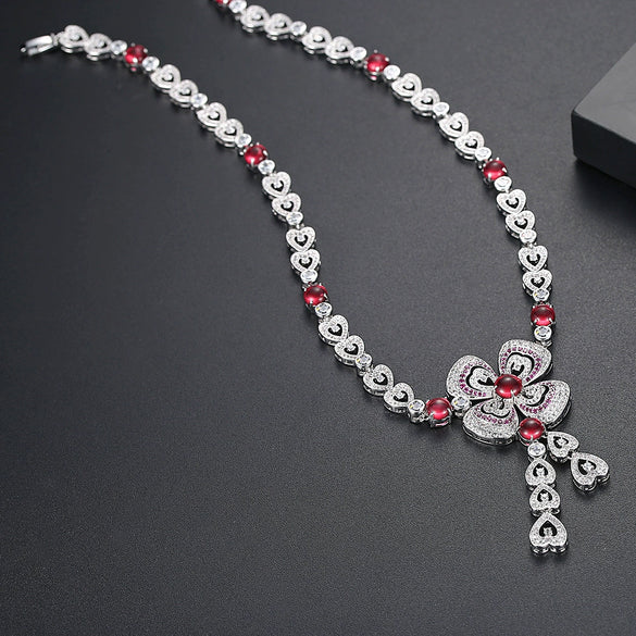 Women's Electroplated Copper Floral Necklace With Heartshaped Zircon Pendant And Handmade Chain