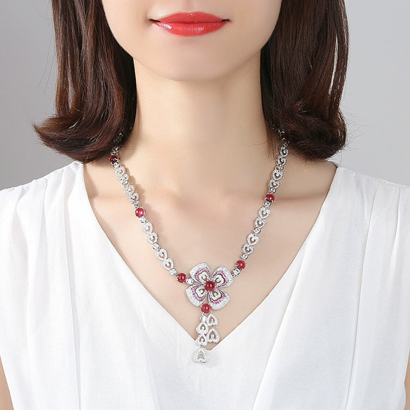 Women's Electroplated Copper Floral Necklace With Heartshaped Zircon Pendant And Handmade Chain