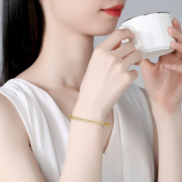 Women's Electroplated Copper Geometric Zircon Pull Bracelet Minimalist Fashion Jewelry