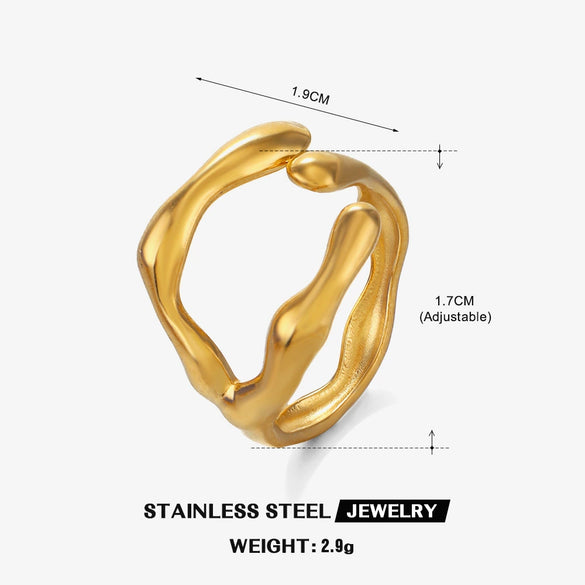 Women's Electroplated Stainless Steel Vintage Heart Ring With Geometric Line Pattern
