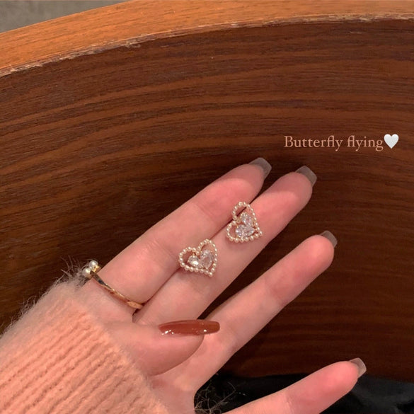 Women's Elegant Fashionable Ear Studs With Pearl Mango Shape Alloy Material Electroplating Treatment And Bow Pattern