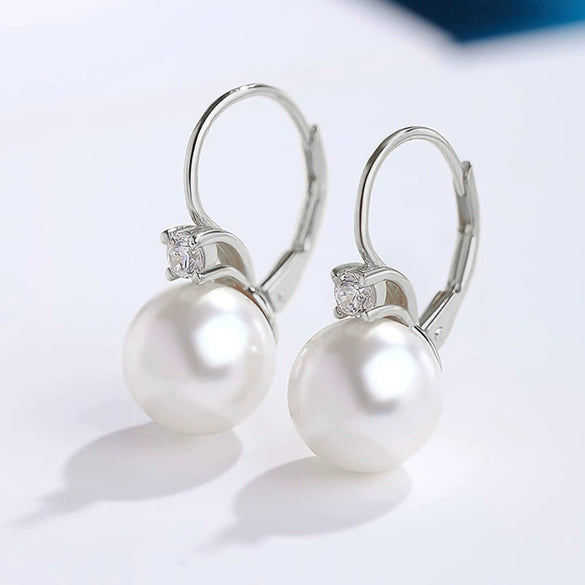 Women's Elegant Geometric Copper Inlaid Zircon Imitation Pearl Earrings
