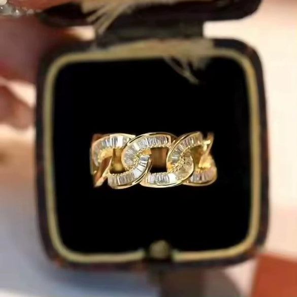 Women's Elegant Square Geometric Inlaid Copper Ring With Zirconia French Old Money Style