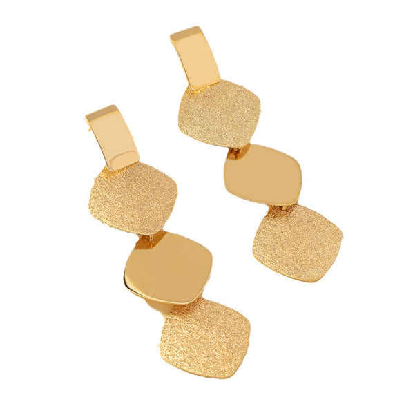 Women's Exaggerated Layered 3D Geometric Metal Earrings With Bold Fashion Statement Design