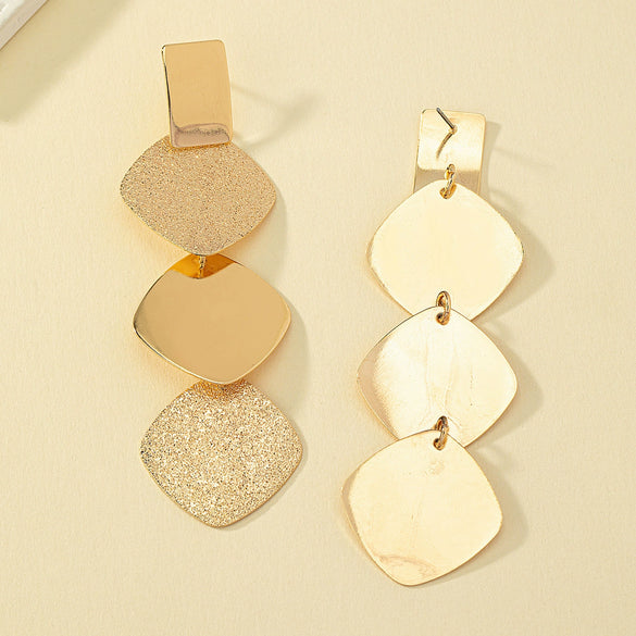 Women's Exaggerated Layered 3D Geometric Metal Earrings With Bold Fashion Statement Design
