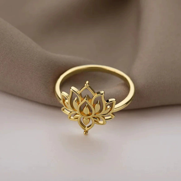Women's Fashion Antique Exquisite Copper Finger Ring With Flower And Geometric Pattern Electroplated Pastoral Style