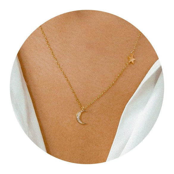 Women's Fashion Brass Geometric Conch And Star Pendant Necklace With Electroplated Clavicle Chain