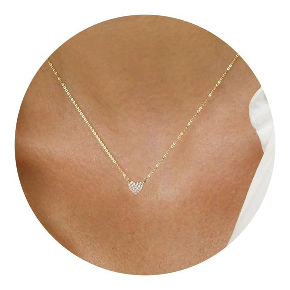 Women's Fashion Brass Geometric Conch And Star Pendant Necklace With Electroplated Clavicle Chain
